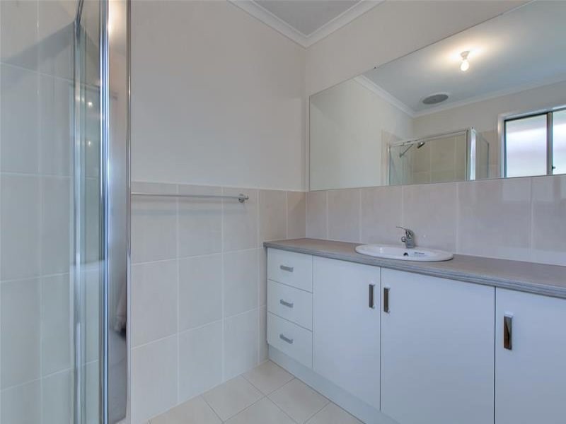 46 Clearview Crescent, Clearview SA 5085