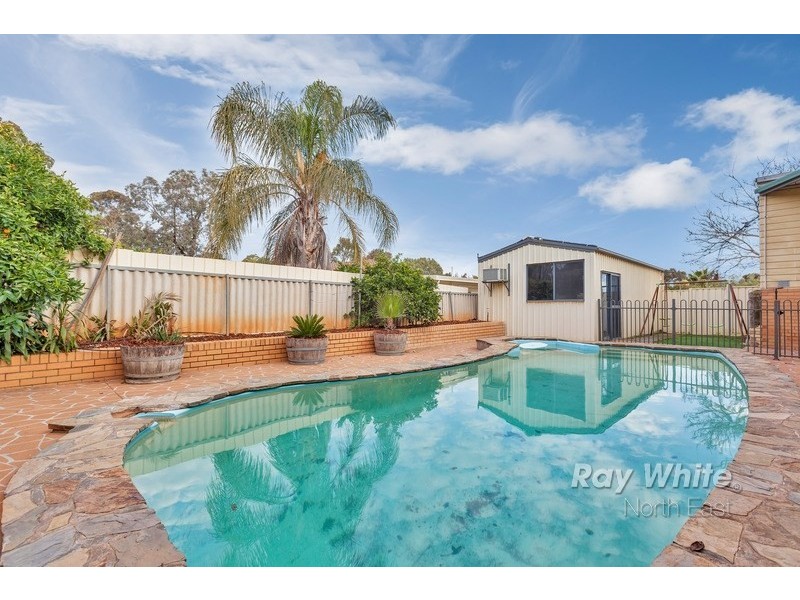 15 Wirilda Avenue, Surrey Downs SA 5126