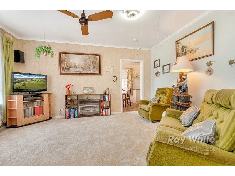 15 Locke Drive, Fairview Park SA 5126