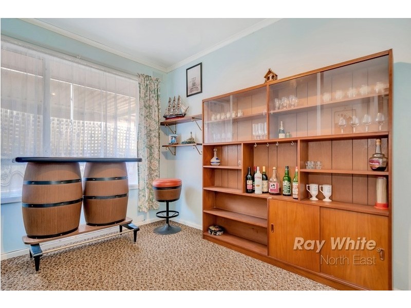 15 Locke Drive, Fairview Park SA 5126