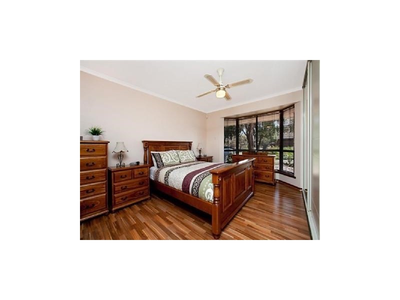 8 Essling Place, Greenwith SA 5125