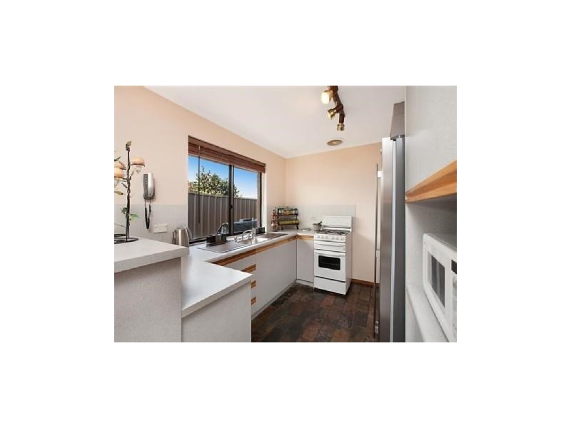 8 Essling Place, Greenwith SA 5125