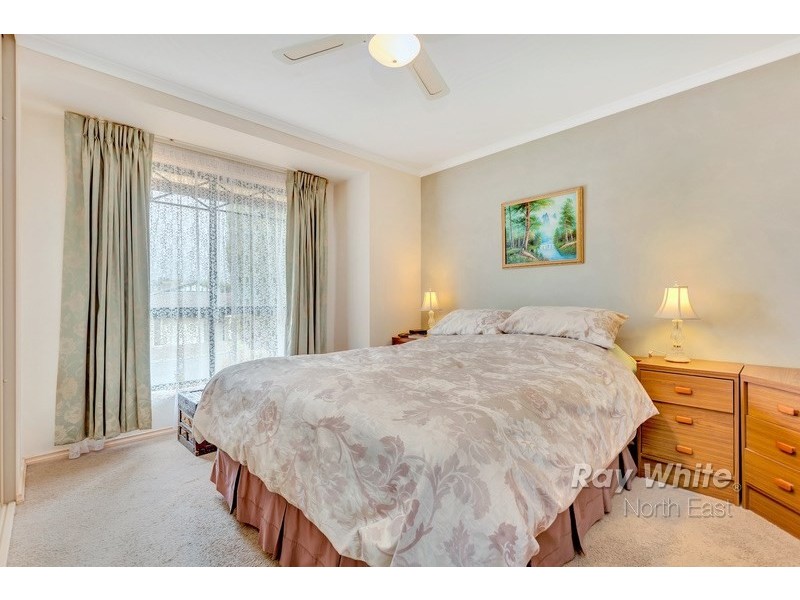 4 Treloar Avenue, Greenwith SA 5125