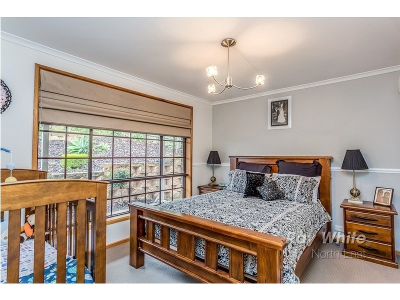 4 Grasslands Court, Wynn Vale SA 5127