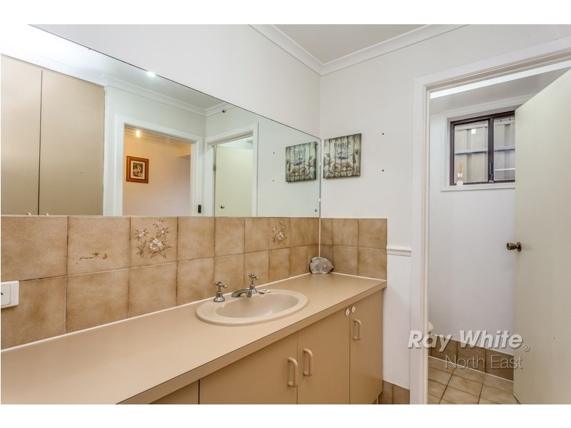 4 Grasslands Court, Wynn Vale SA 5127