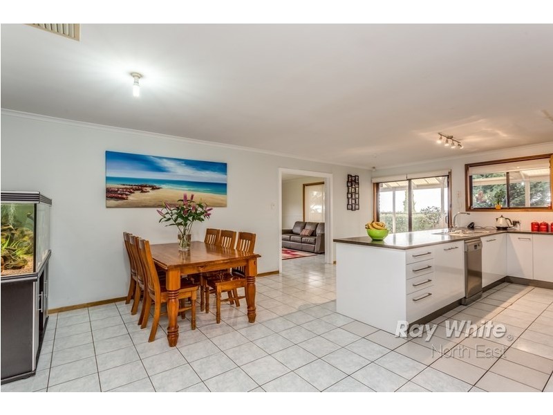 4 Grasslands Court, Wynn Vale SA 5127