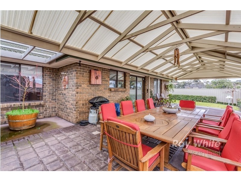 4 Grasslands Court, Wynn Vale SA 5127