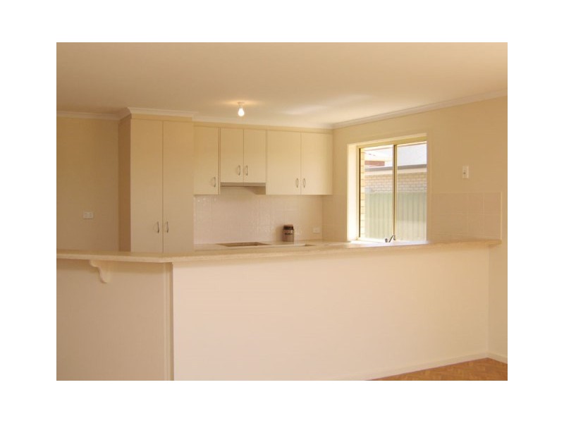 7 Orange Parade, Munno Para West SA 5115