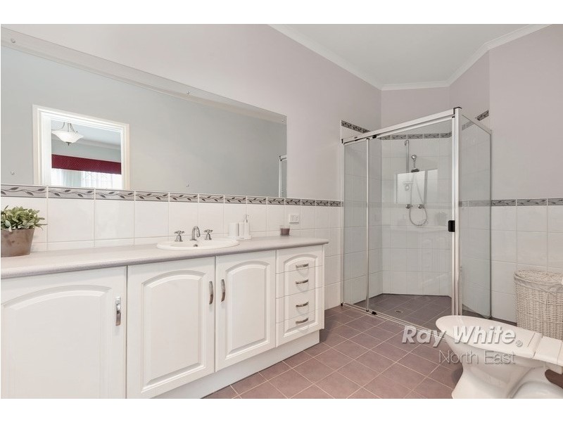 7 Weatherstone Crescent, Mawson Lakes SA 5095