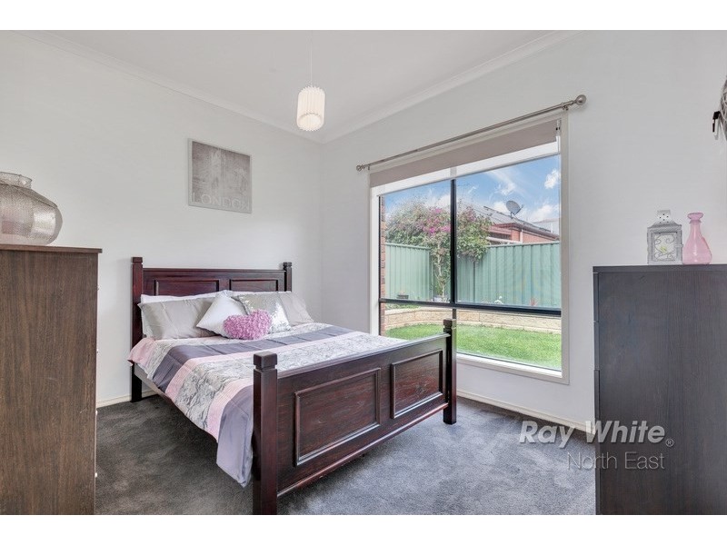 7 Weatherstone Crescent, Mawson Lakes SA 5095