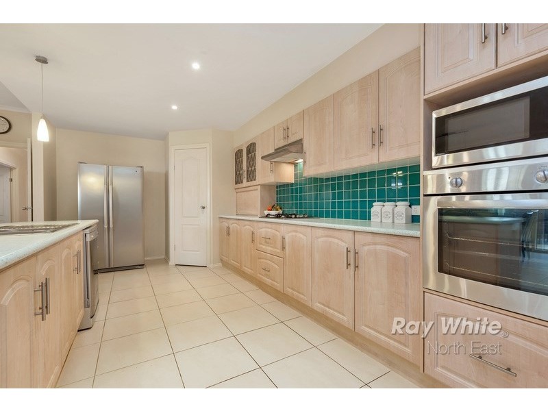 7 Weatherstone Crescent, Mawson Lakes SA 5095