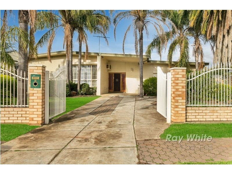 18 Daphne Road, Salisbury East SA 5109