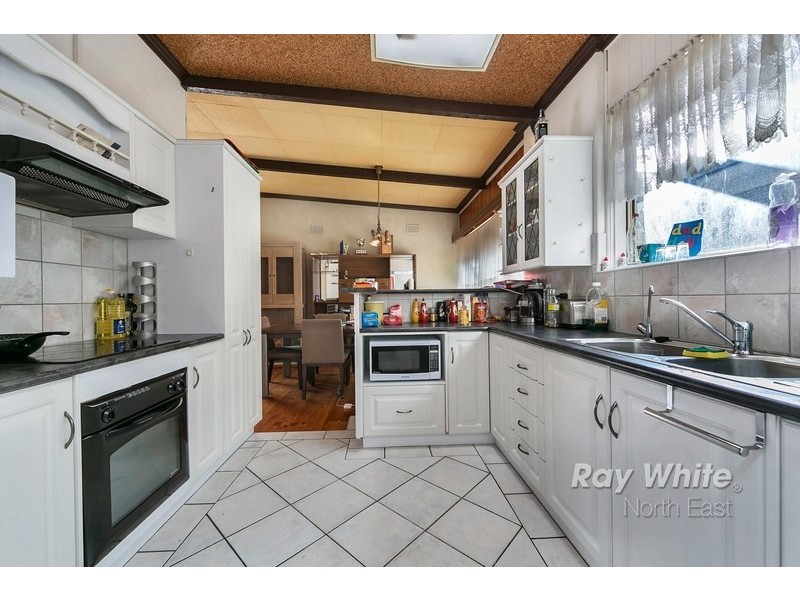 18 Daphne Road, Salisbury East SA 5109