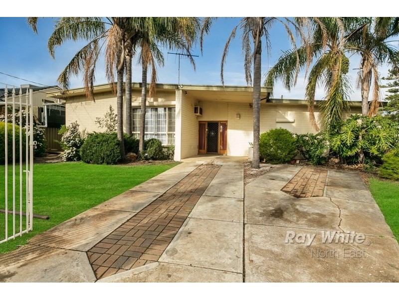 18 Daphne Road, Salisbury East SA 5109