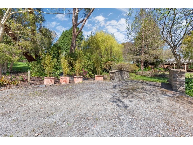 1, 2, 4 and 6 Willowbank Rise, Houghton SA 5131