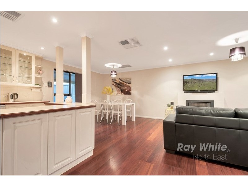 4 Yangoura Court, Surrey Downs SA 5126