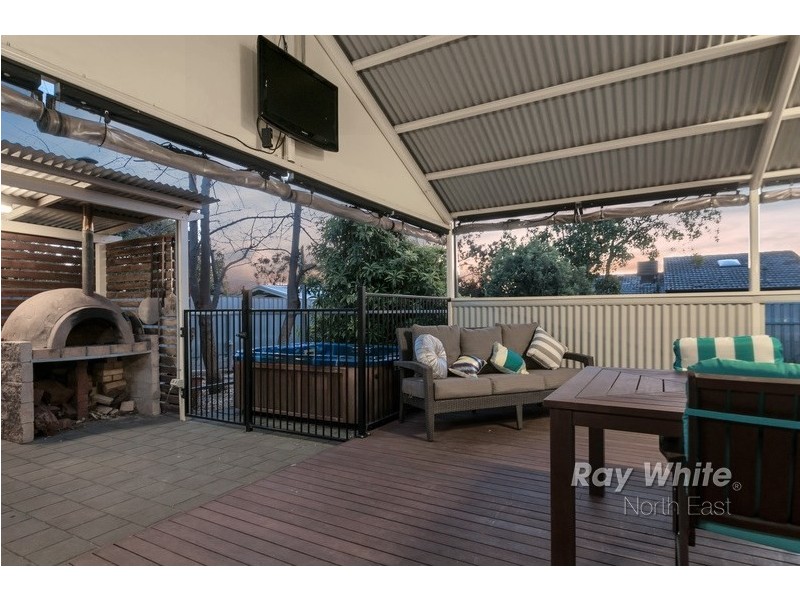 4 Yangoura Court, Surrey Downs SA 5126