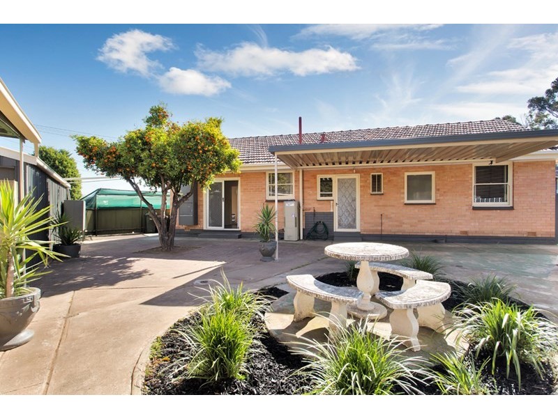 41 Salisbury Avenue, Valley View SA 5093