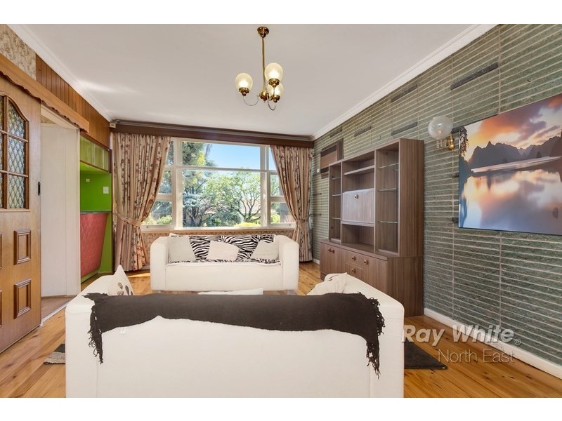 32 Avis Court, Valley View SA 5093