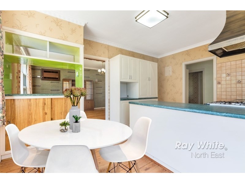 32 Avis Court, Valley View SA 5093