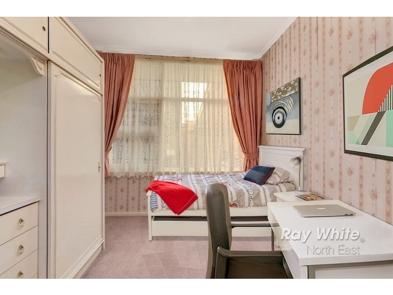 32 Avis Court, Valley View SA 5093