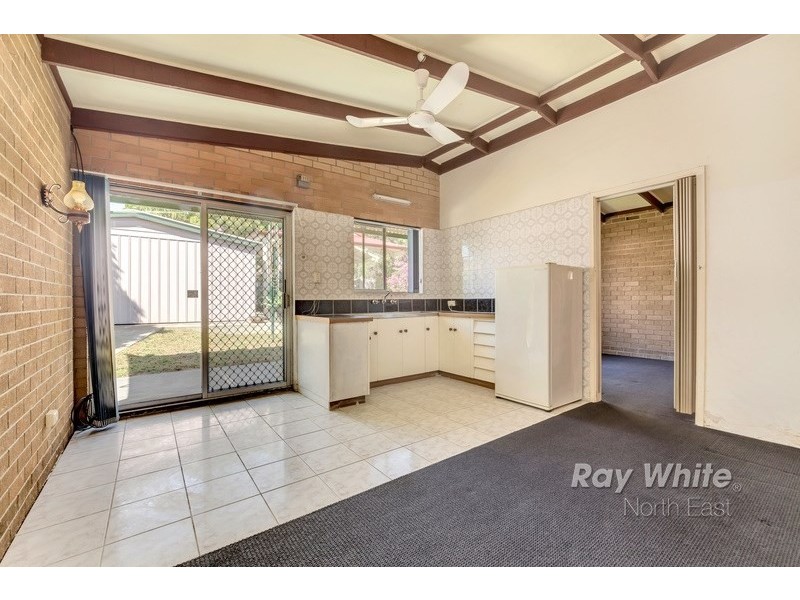 32 Avis Court, Valley View SA 5093