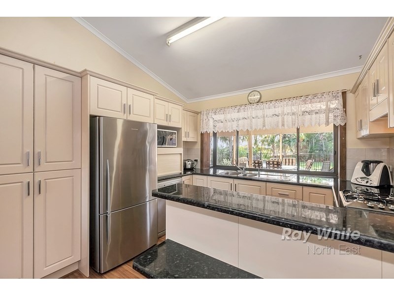 50 Wynn Vale Drive, Gulfview Heights SA 5096