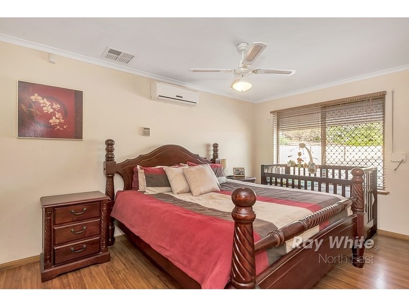 50 Wynn Vale Drive, Gulfview Heights SA 5096