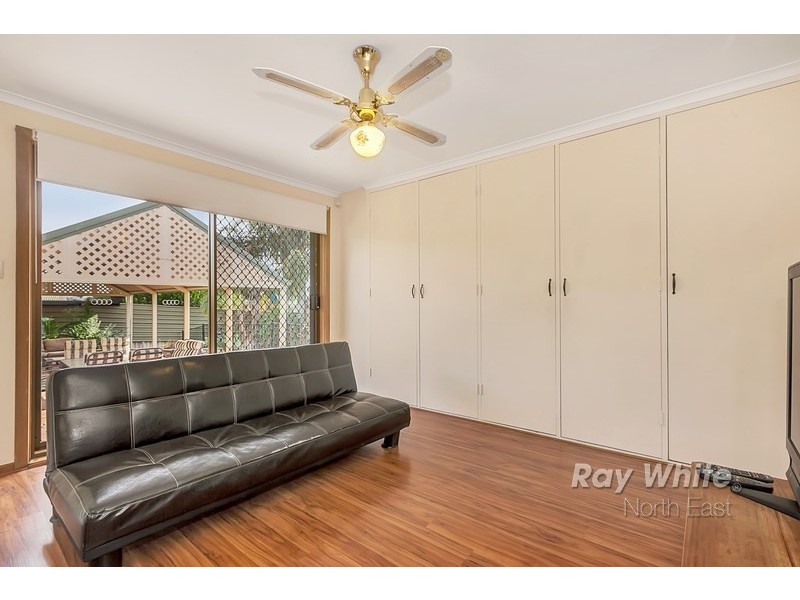 50 Wynn Vale Drive, Gulfview Heights SA 5096