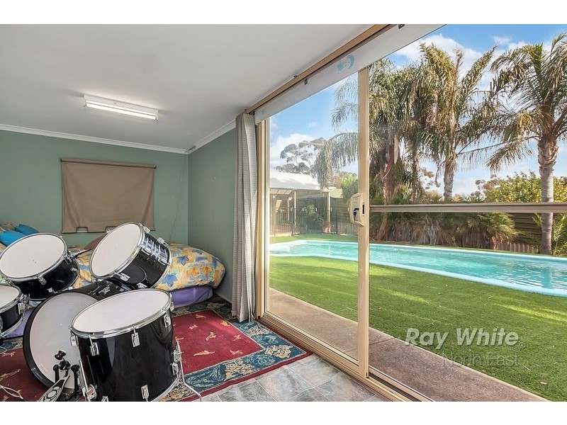 50 Wynn Vale Drive, Gulfview Heights SA 5096