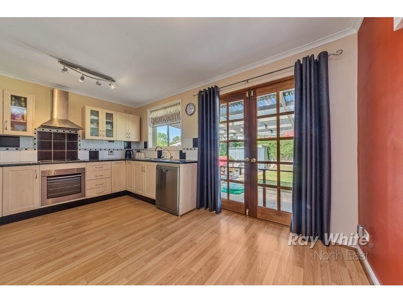 11 Munilla Avenue, Fairview Park SA 5126