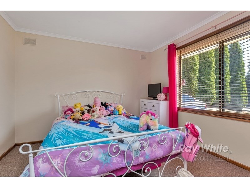 11 Munilla Avenue, Fairview Park SA 5126