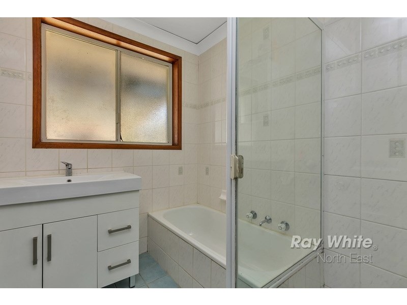 11 Munilla Avenue, Fairview Park SA 5126