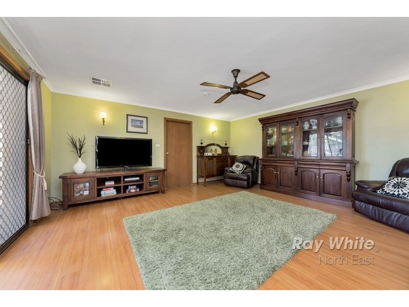 13 Sherwood Drive, Redwood Park SA 5097