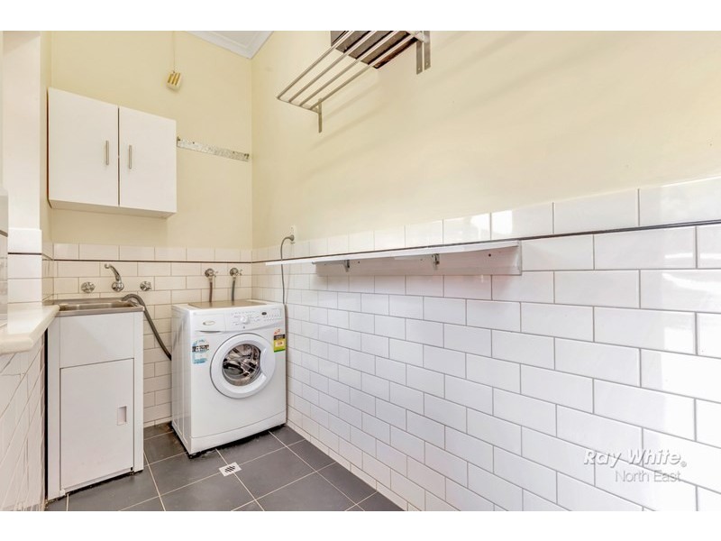 15 Chapman Crescent, Redwood Park SA 5097