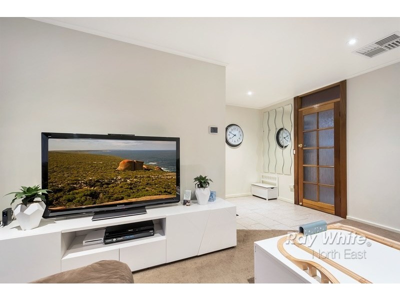 5 Landal Boulevard, Redwood Park SA 5097