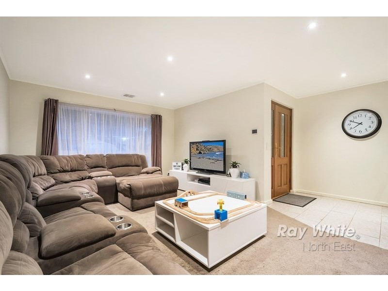 5 Landal Boulevard, Redwood Park SA 5097