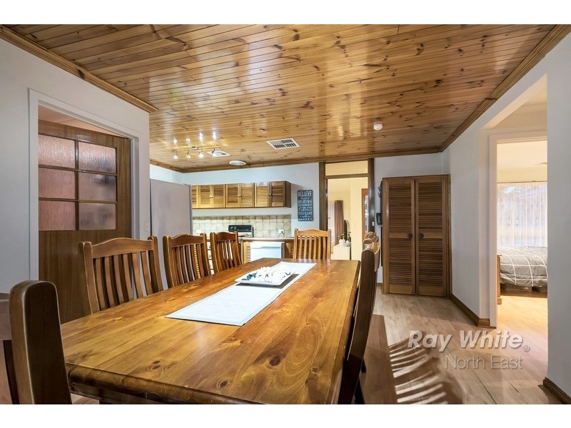 5 Landal Boulevard, Redwood Park SA 5097