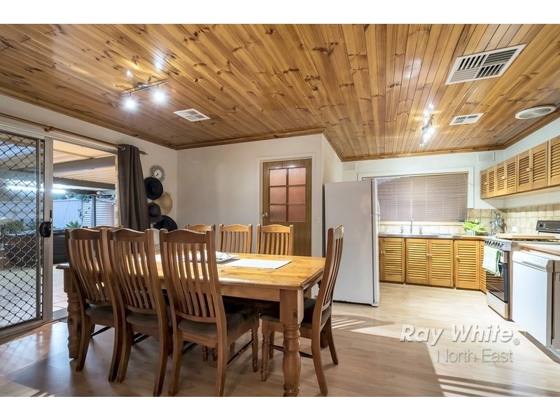 5 Landal Boulevard, Redwood Park SA 5097