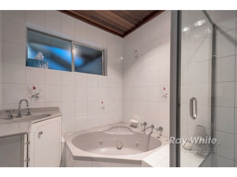 5 Landal Boulevard, Redwood Park SA 5097