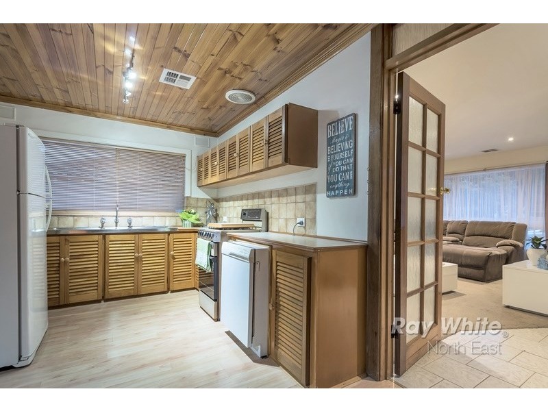 5 Landal Boulevard, Redwood Park SA 5097