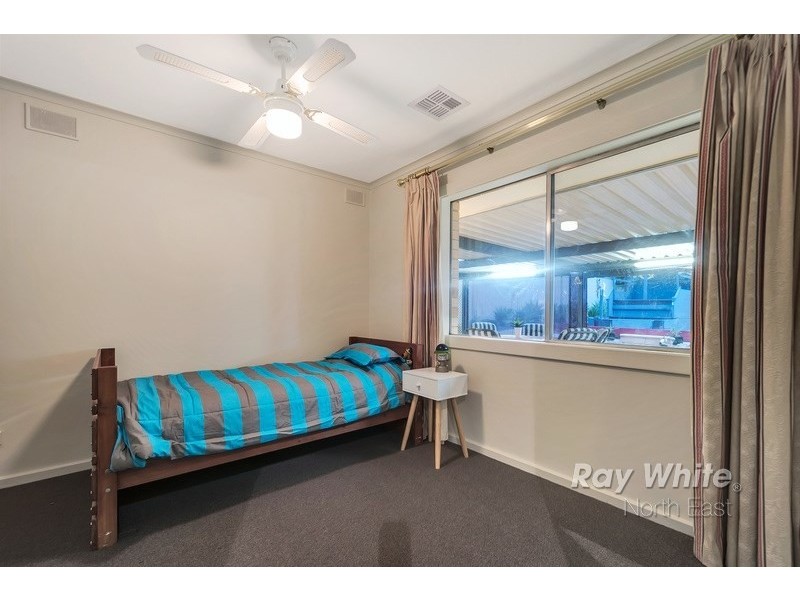 5 Landal Boulevard, Redwood Park SA 5097