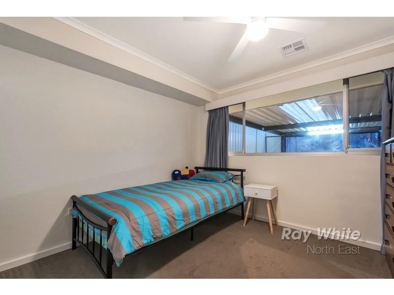 5 Landal Boulevard, Redwood Park SA 5097