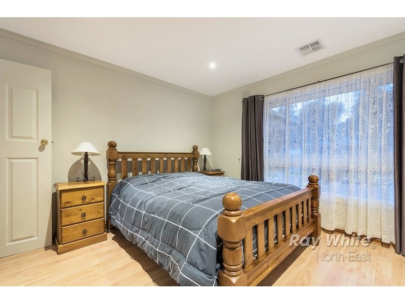 5 Landal Boulevard, Redwood Park SA 5097