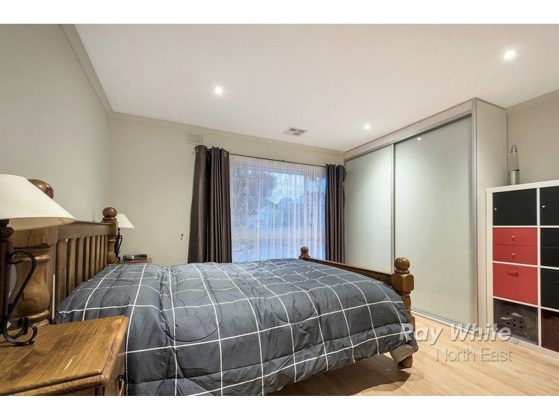 5 Landal Boulevard, Redwood Park SA 5097