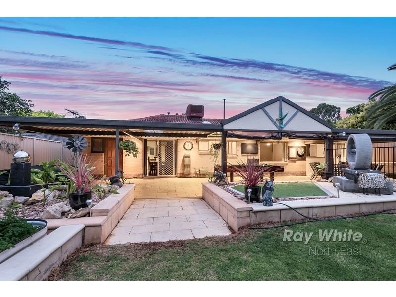 5 Landal Boulevard, Redwood Park SA 5097