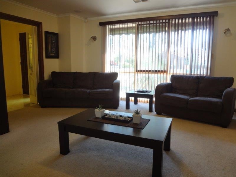 9 Alison Close, Salisbury Heights SA 5109