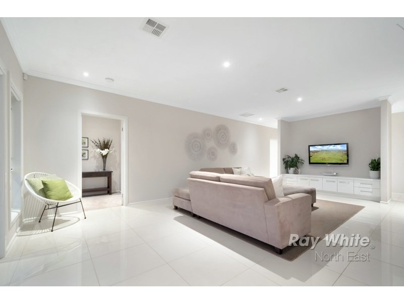 12 Hallett Road, Golden Grove SA 5125