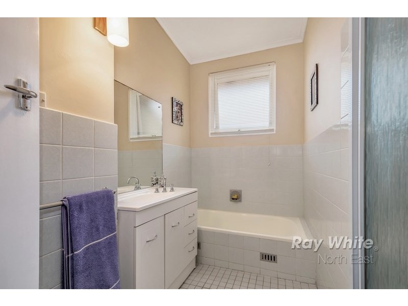 43 Salisbury Avenue, Valley View SA 5093