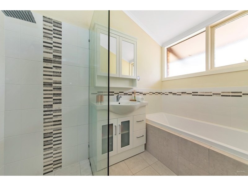 9 Riverside Drive, Redwood Park SA 5097